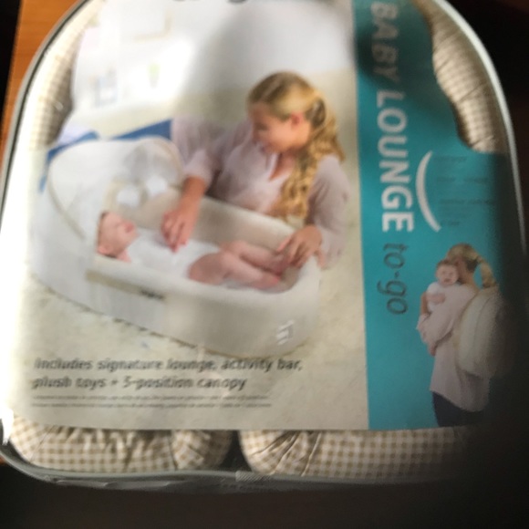 lulyboo Other - Baby lounger to go lulyboo Other - Baby lounger to go